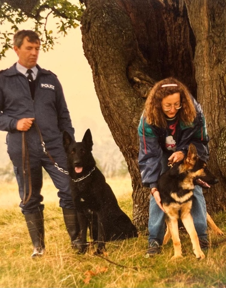 Sussex policeman with his Olderhill GSD