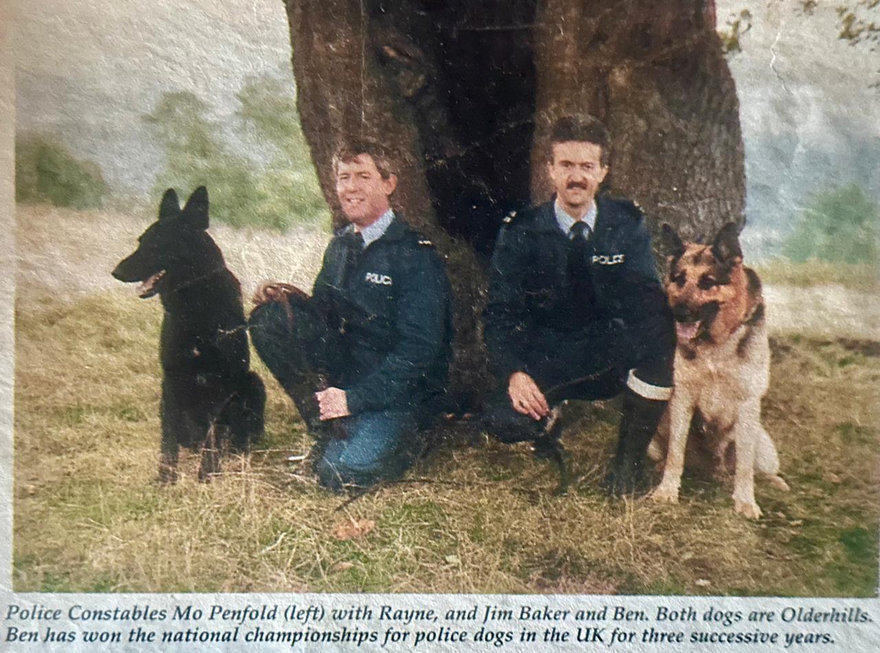 Photo of two West Sussex policemen and their Olderhill GSDs